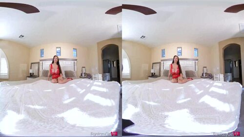 Catalina Cruz huge porno boobs are perfect in POV virtual reality