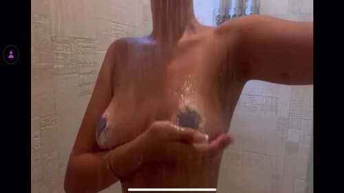 camilla.araujo naked in the shower 1