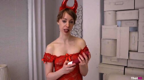 DieWildeVeganerin video teasing sexy