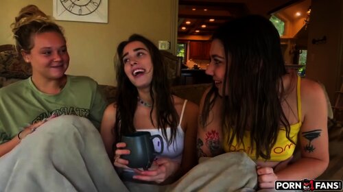 Mayseeds JOI Ft. Alexis Evans and Livinia Roberts Porn