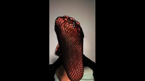 Gutzdemon nude Plays With Her Foot In Net Stockings