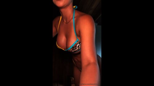 Kaia Kitsune nude Claps Her Phat Booty In The Sauna