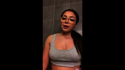Lilith Cavaliere nude solo masturbating chic