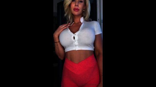Fit_honey nude and horny milf