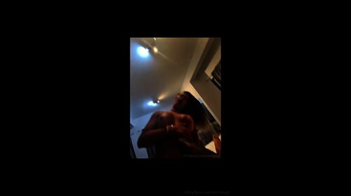 Thumb 12