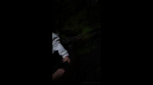 Thumb 12