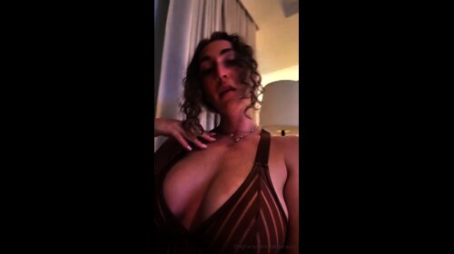 Karlye Taylor nude aka karlyetaylor sexy busty boobs