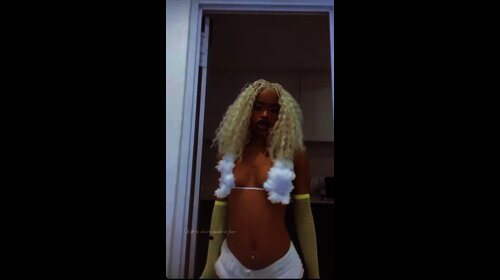 Wildstrawberry aka angelnellyy sexy angel cosplay video