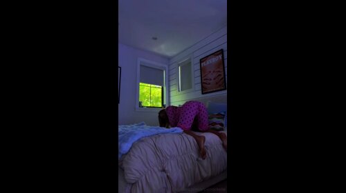 PiperRockelle Butthole Nipslip Polkadot Pajama Strip Video