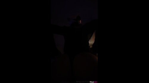 Thumb 11